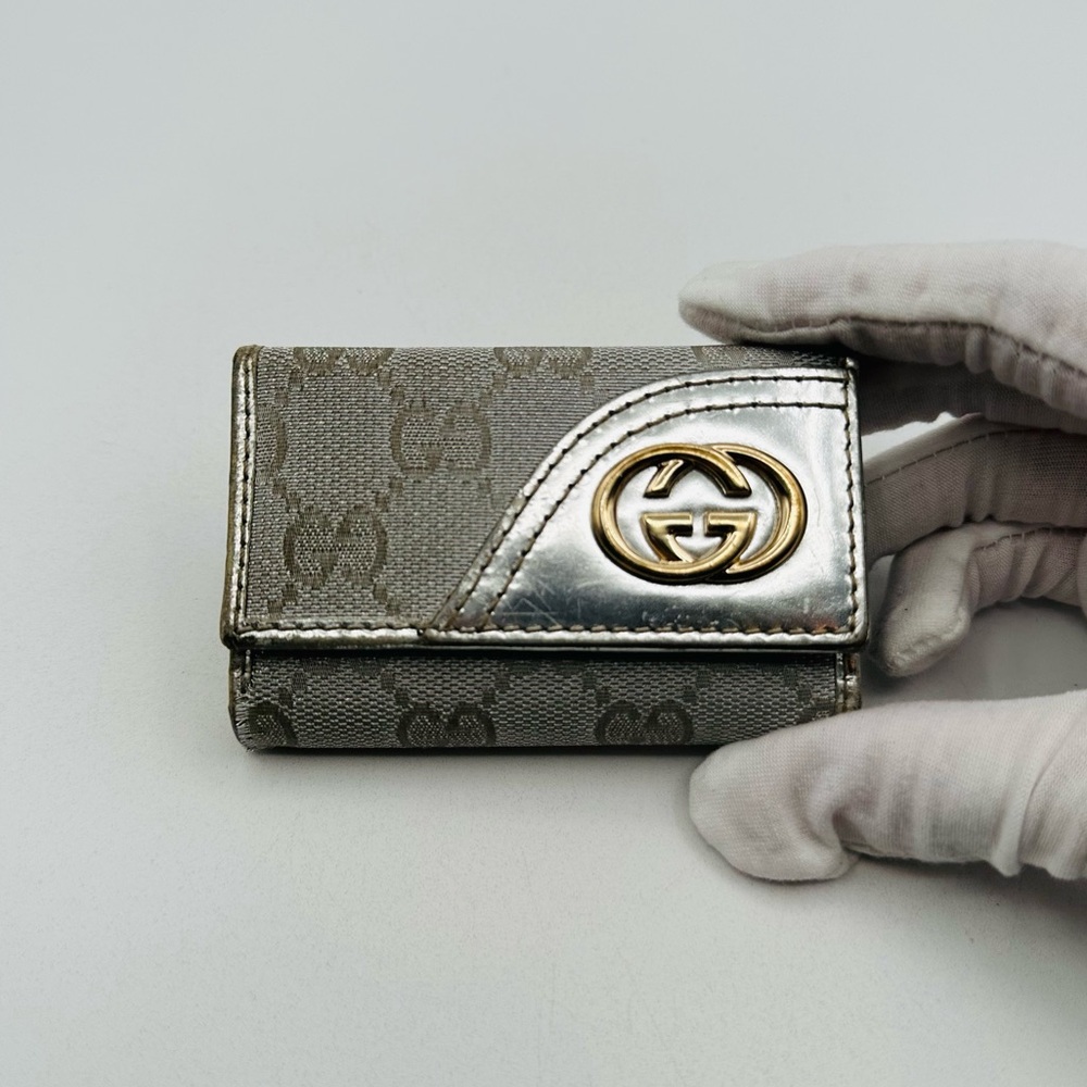 Gucci Silver Key Wallet